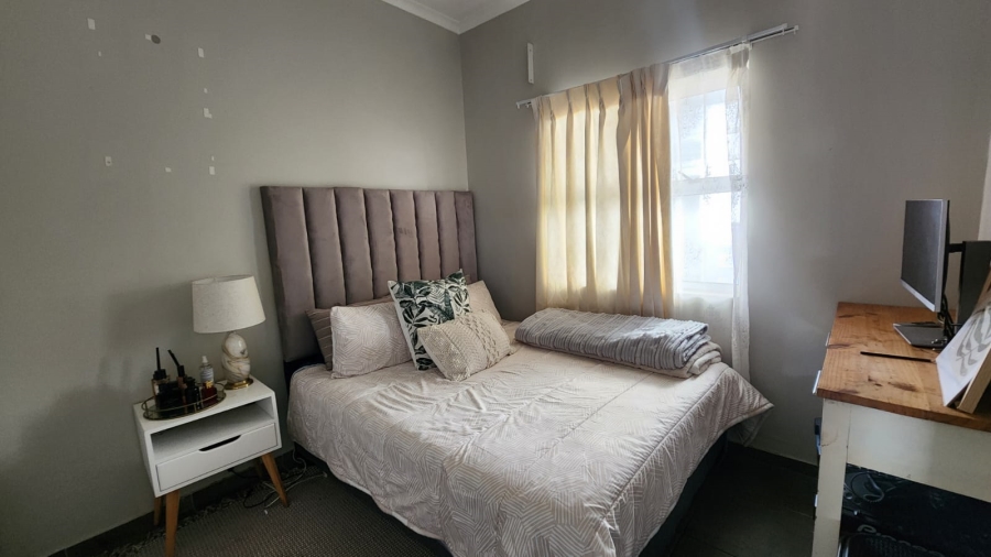 To Let 1 Bedroom Property for Rent in Haasendal Western Cape